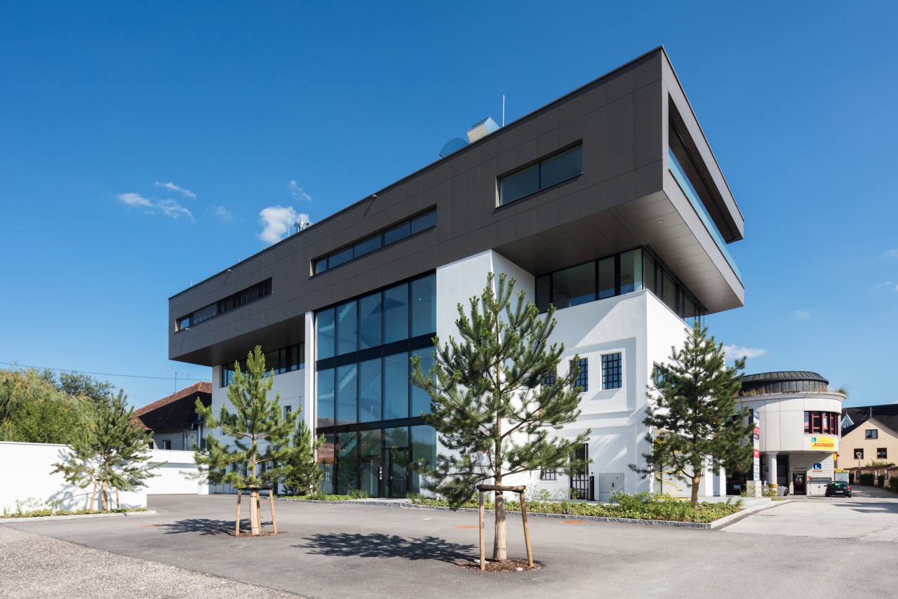 Federnfabrik, Foto 1 von 13