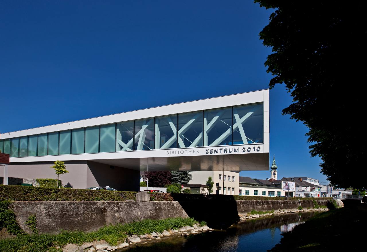 Kulturzentrum-Bibliothek, Foto 4 von 6