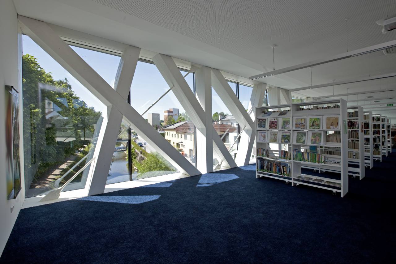 Kulturzentrum-Bibliothek, Foto 5 von 6